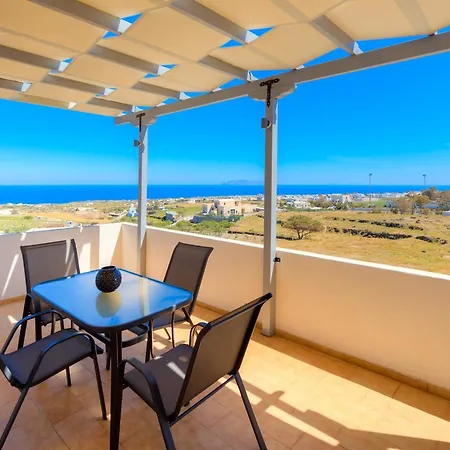 Alexander's Great View Aparthotel 3*